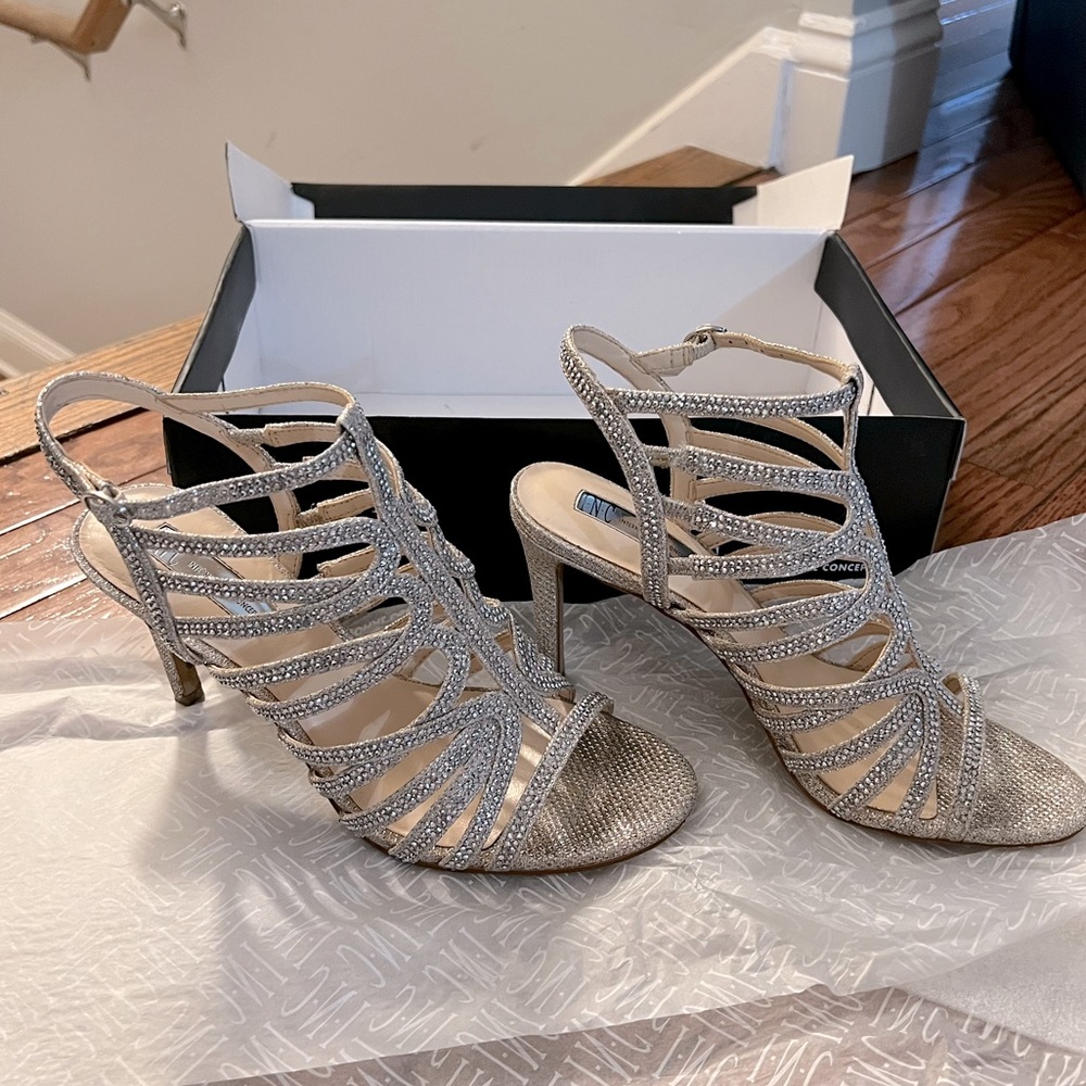 Champagne sparkly heels